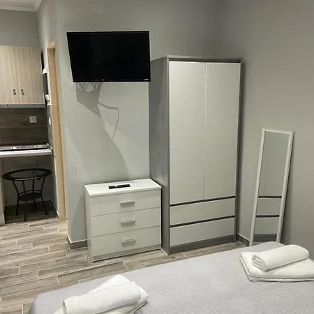 Nana Nikos Apartment