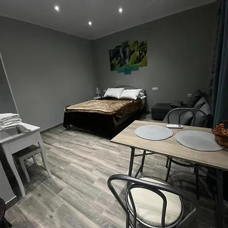 Nana Nikos Apartment